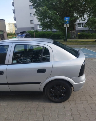 Opel Astra cena 4100 przebieg: 174900, rok produkcji 2004 z Wągrowiec małe 191
